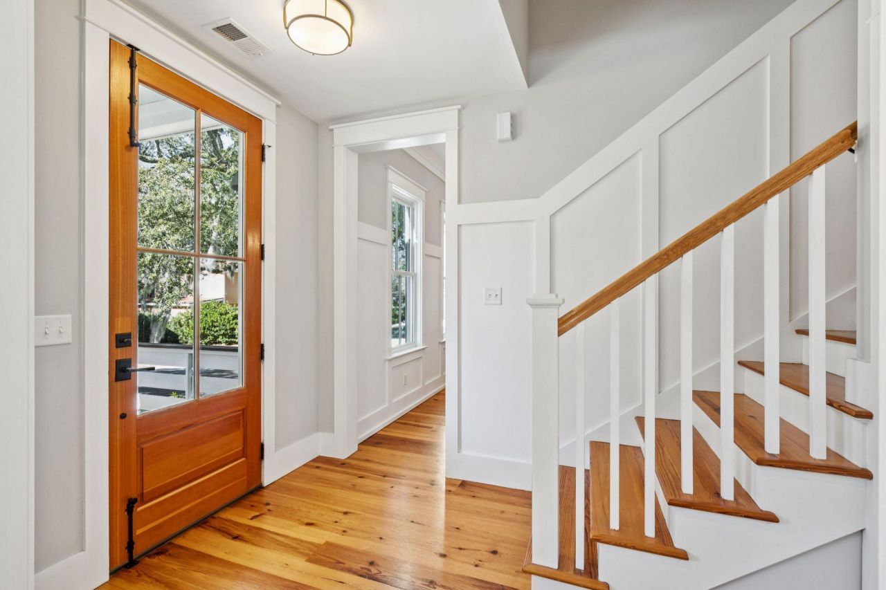 49 Rose Lane Photo 10