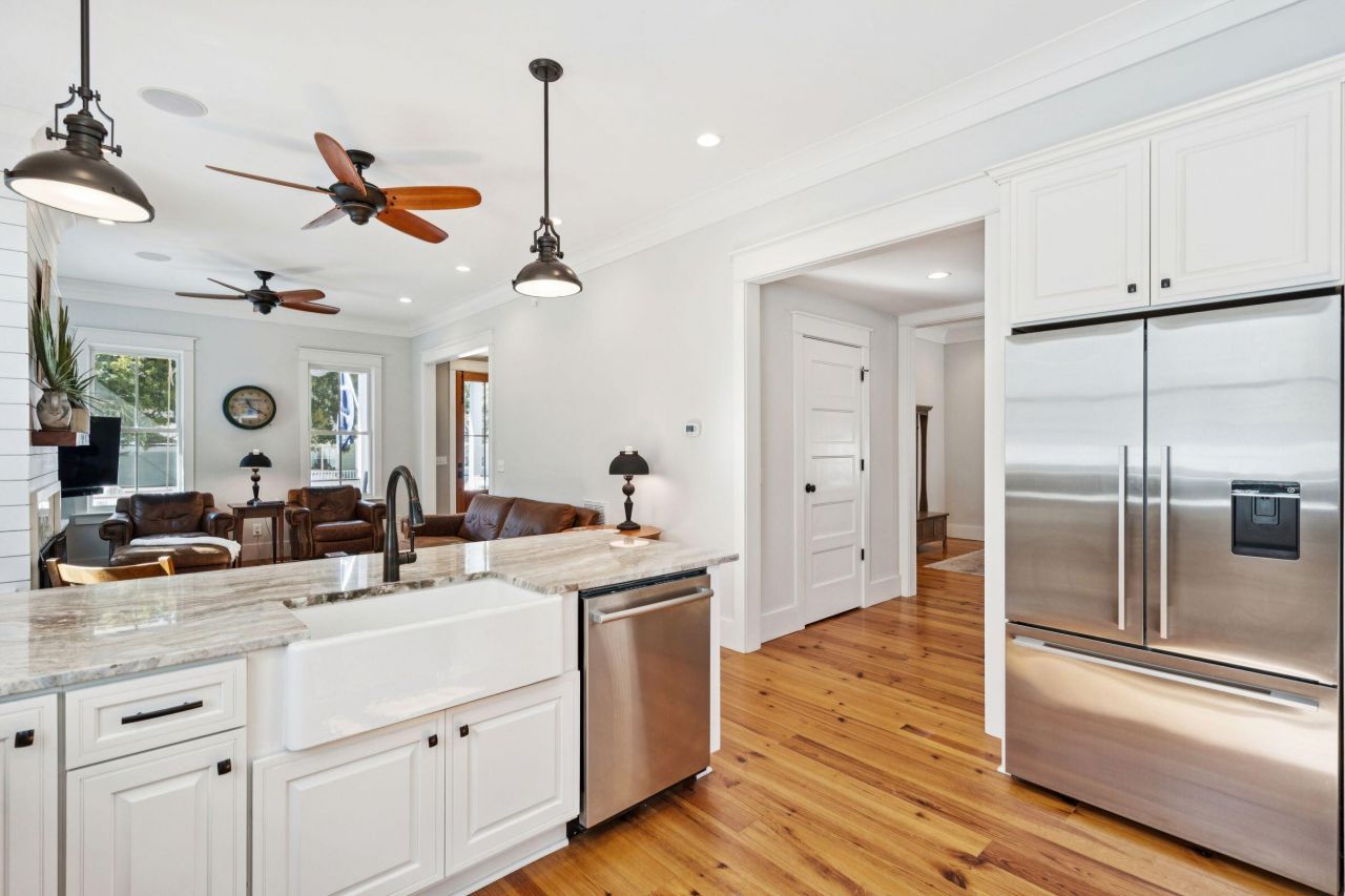 49 Rose Lane Photo 22