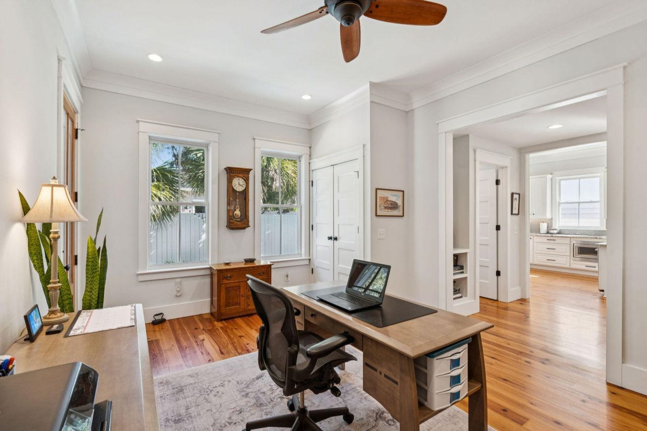 49 Rose Lane Photo 28