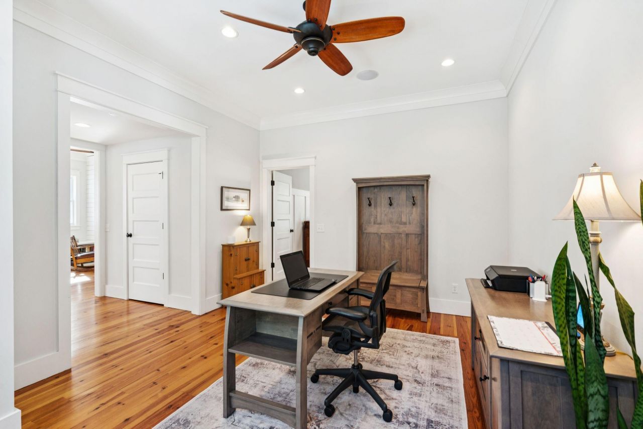 49 Rose Lane Photo 29