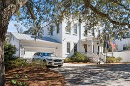 49 Rose Lane photo 4