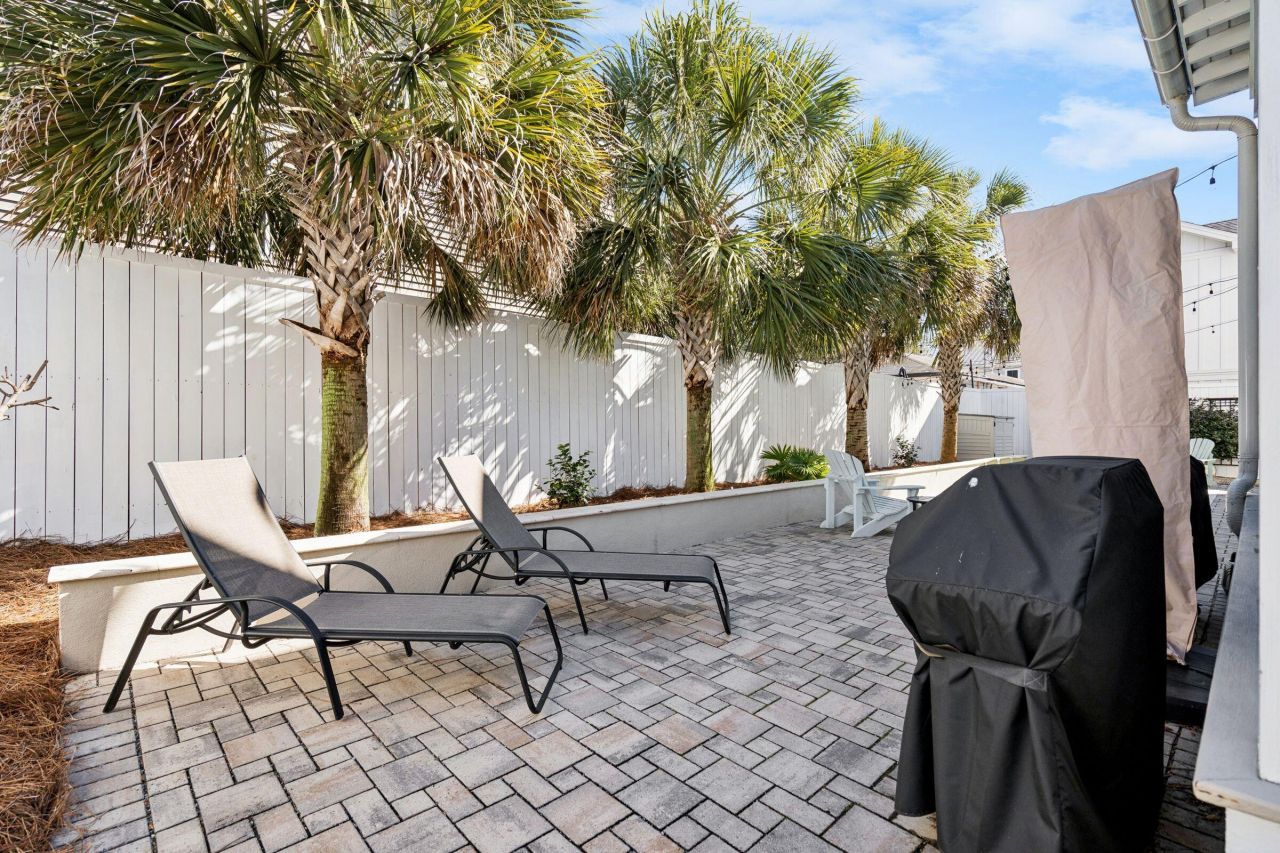 49 Rose Lane Photo 34