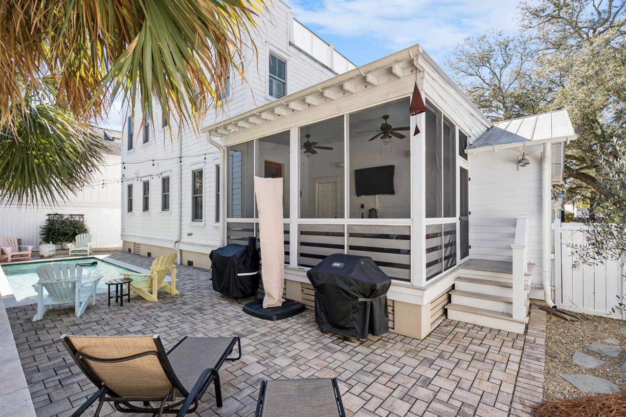 49 Rose Lane Photo 36