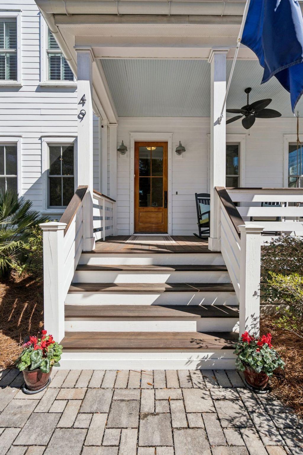 49 Rose Lane Photo 4