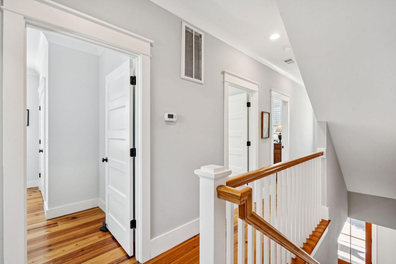 49 Rose Lane Photo 48