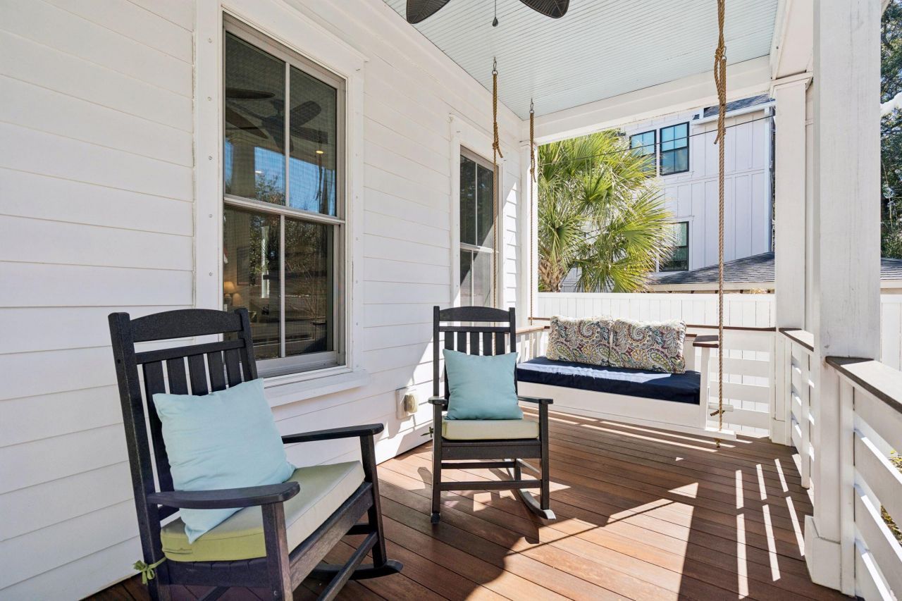 49 Rose Lane Photo 6