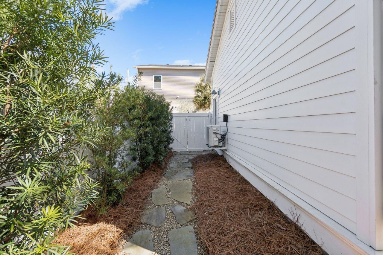 49 Rose Lane Photo 87