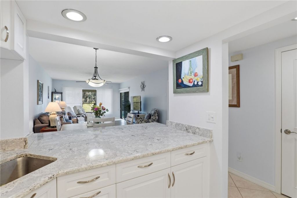 6165 S Mirror Lake Drive, Unit 309, Sebastian, FL 32958 Photo