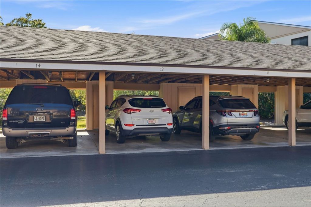 6165 S Mirror Lake Drive, Unit 309, Sebastian, FL 32958 Photo