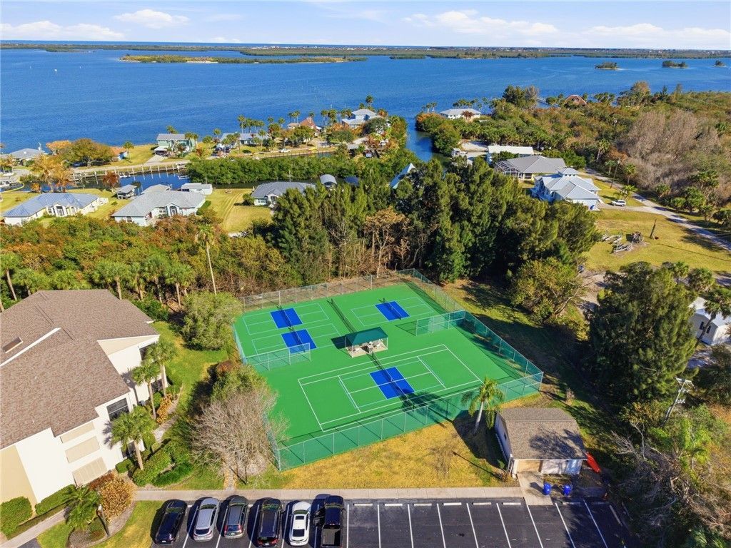 6165 S Mirror Lake Drive, Unit 309, Sebastian, FL 32958 Photo