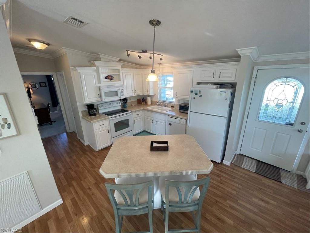 5935 Brightwood Dr, Fort Myers, FL 33905 Photo