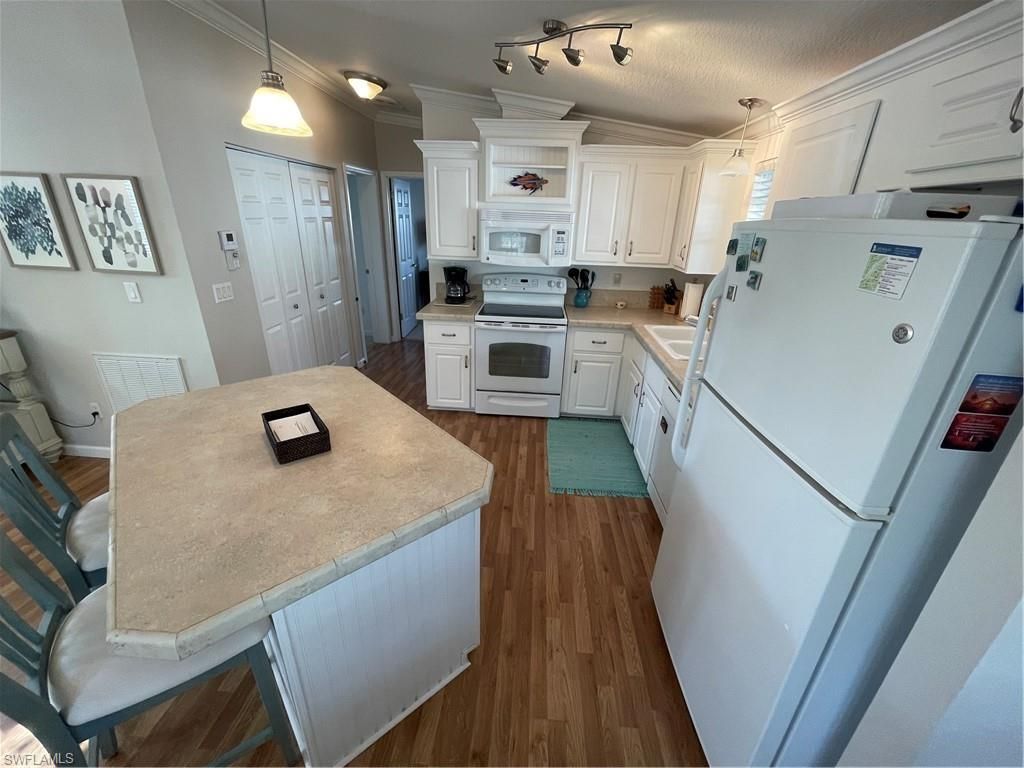 5935 Brightwood Dr, Fort Myers, FL 33905 Photo