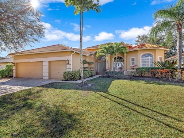 3304 Potomac CT, NAPLES, FL 34120