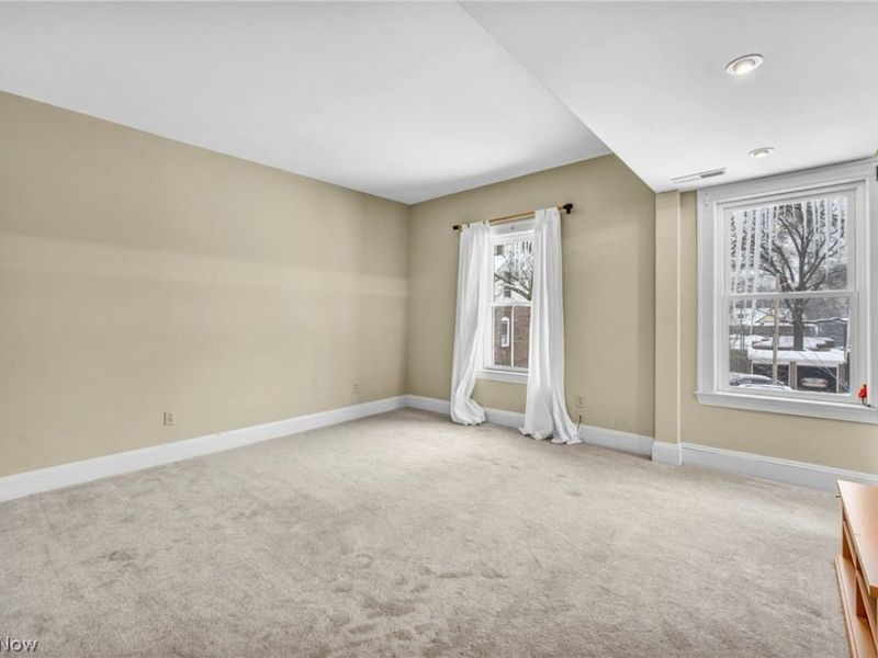 2420 Overlook Road, Cleveland Heights, OH 44106 Photo 16