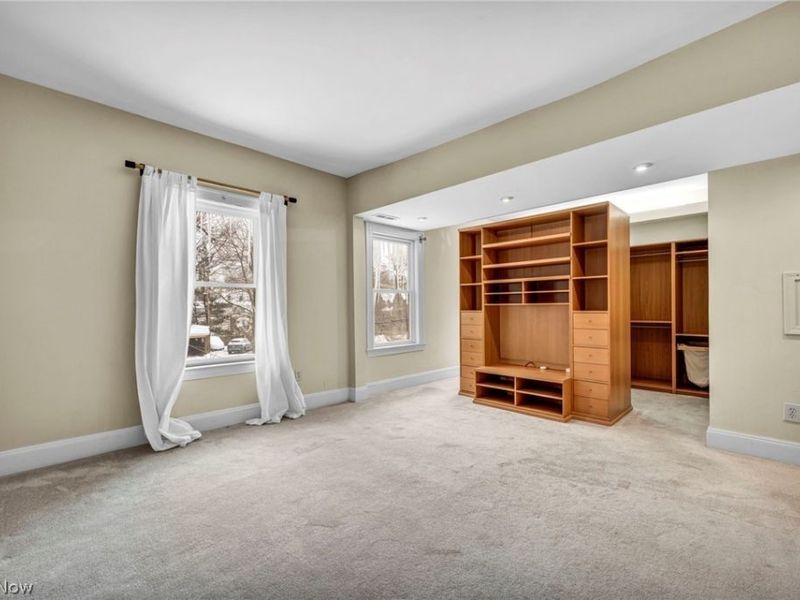 2420 Overlook Road, Cleveland Heights, OH 44106 Photo 17