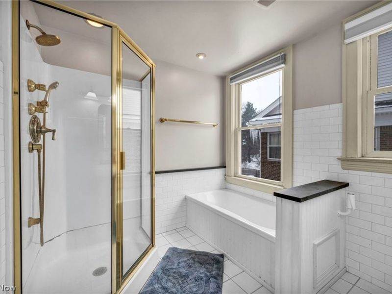 2420 Overlook Road, Cleveland Heights, OH 44106 Photo 22