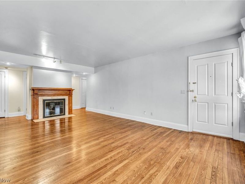 2420 Overlook Road, Cleveland Heights, OH 44106 Photo 7