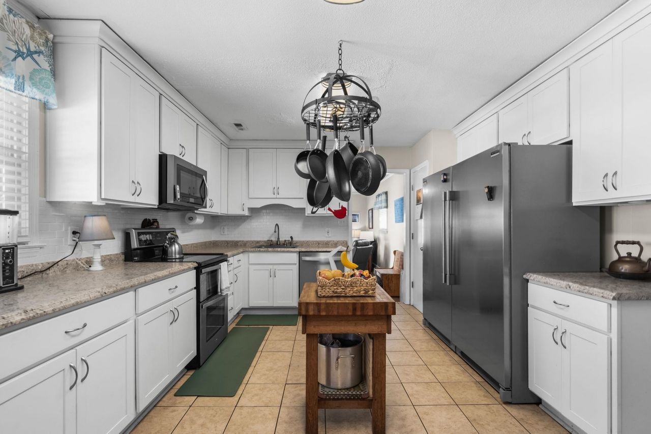 715 Cypress Dr. Photo 18