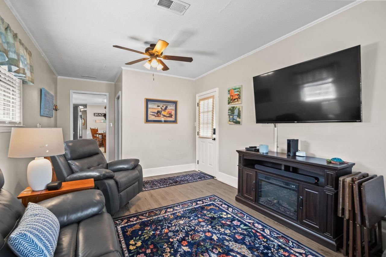 715 Cypress Dr. Photo 23