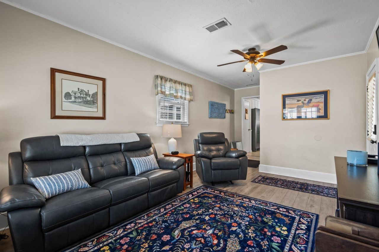 715 Cypress Dr. Photo 24