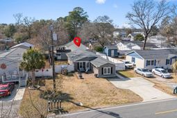 715 Cypress Dr. photo 4