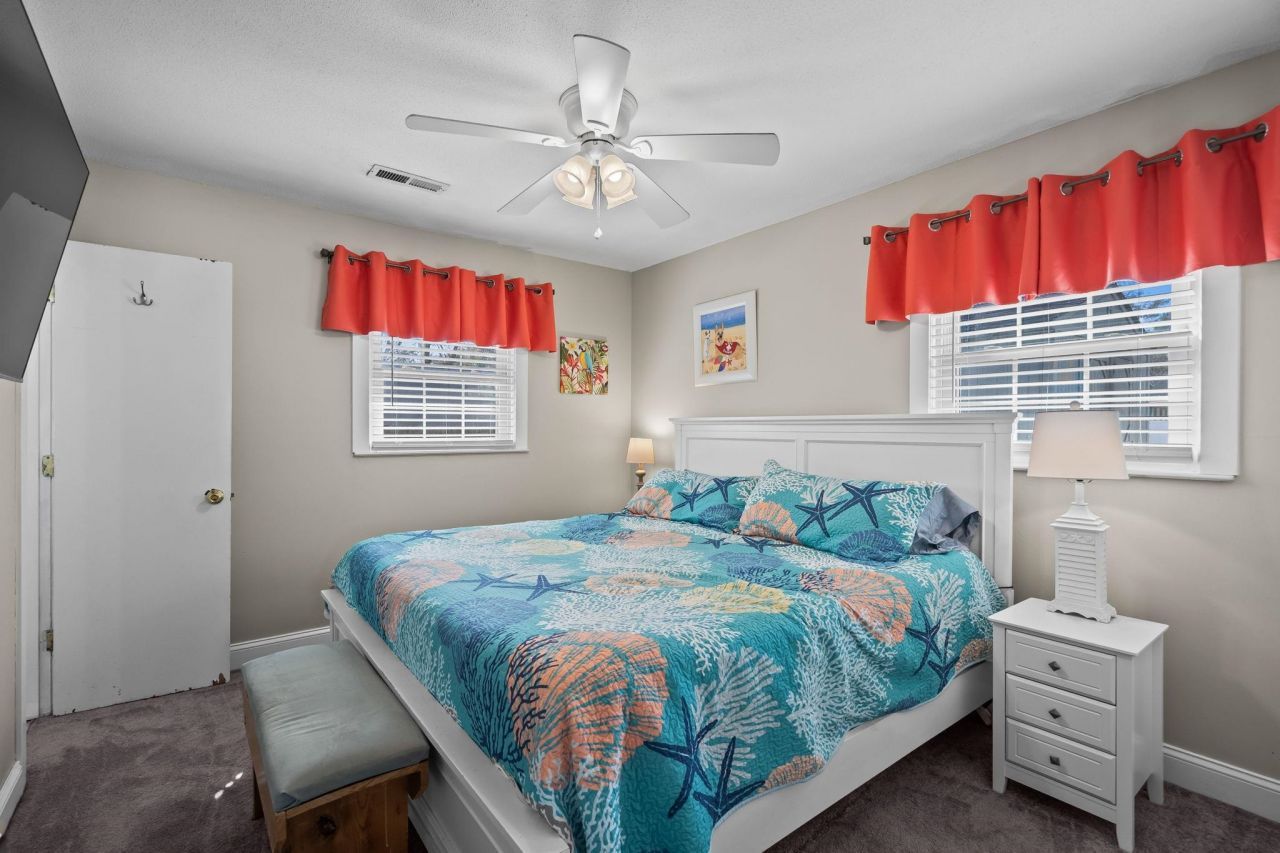 715 Cypress Dr. Photo 33