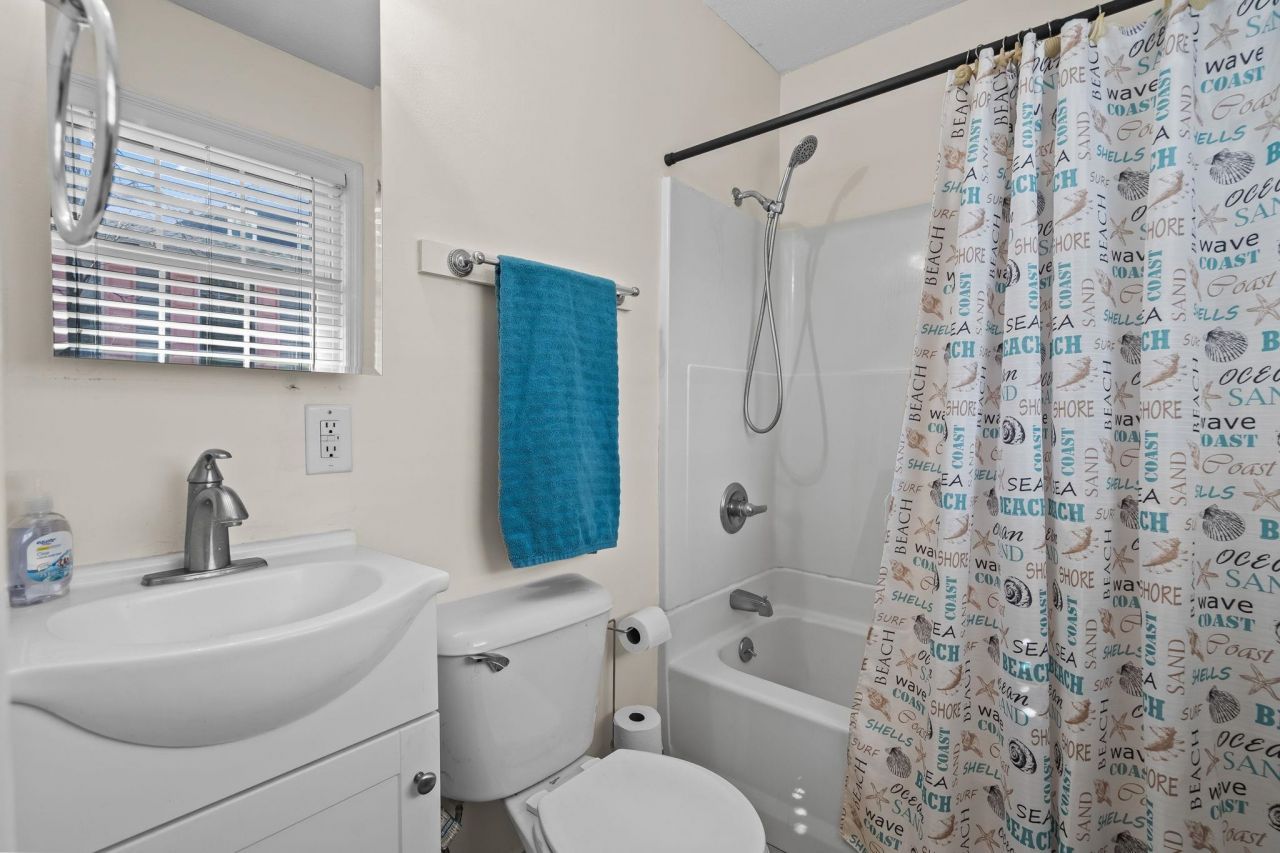 715 Cypress Dr. Photo 36