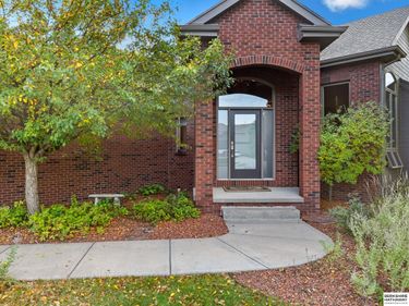 10251 Margo Street, La Vista, NE 68128