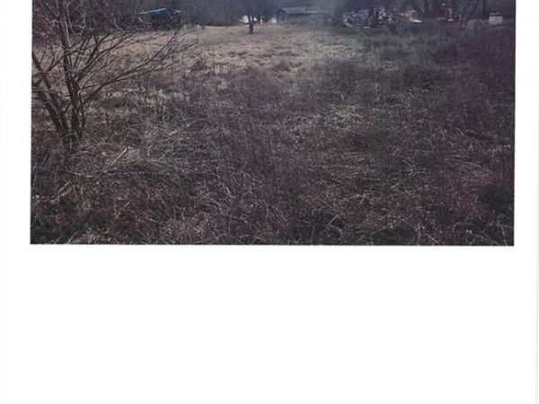 1025 Persimmon Road, Lake Lafayette, MO 64076