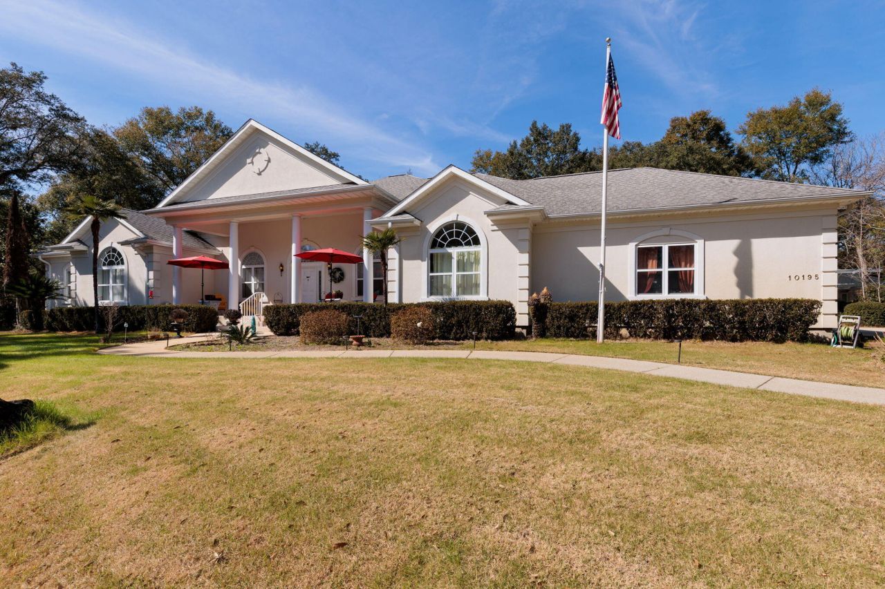 10195 Bittern Drive, Pensacola, FL 32507 Main Photo