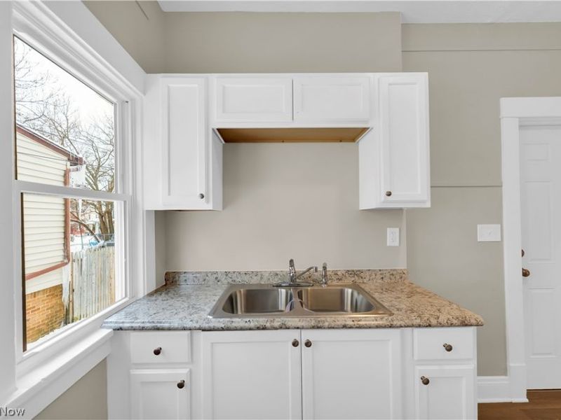 9409 Denison Avenue, Unit 3/DN, Cleveland, OH 44102 Photo 6