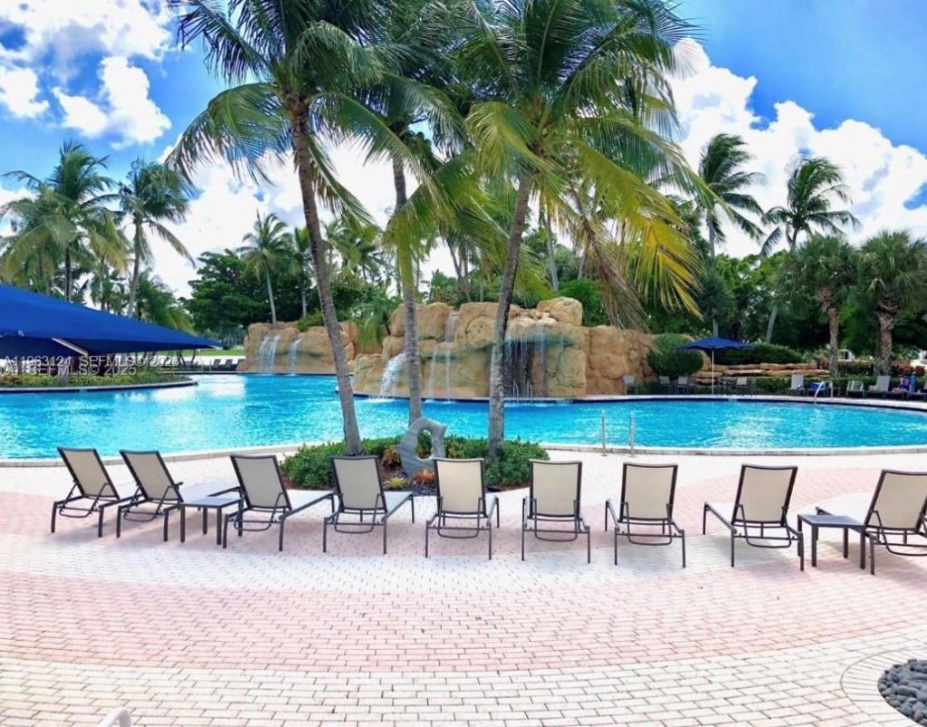 10700 NW 66th St, Unit 109, Doral, FL 33178 Photo