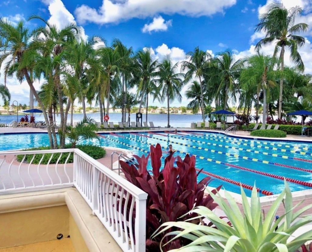 10700 NW 66th St, Unit 109, Doral, FL 33178 Photo