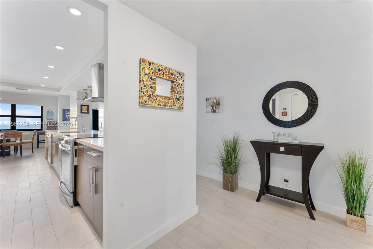 5100 N Ocean Blvd , Unit 916, Lauderdale by the Sea, FL 33308 Photo