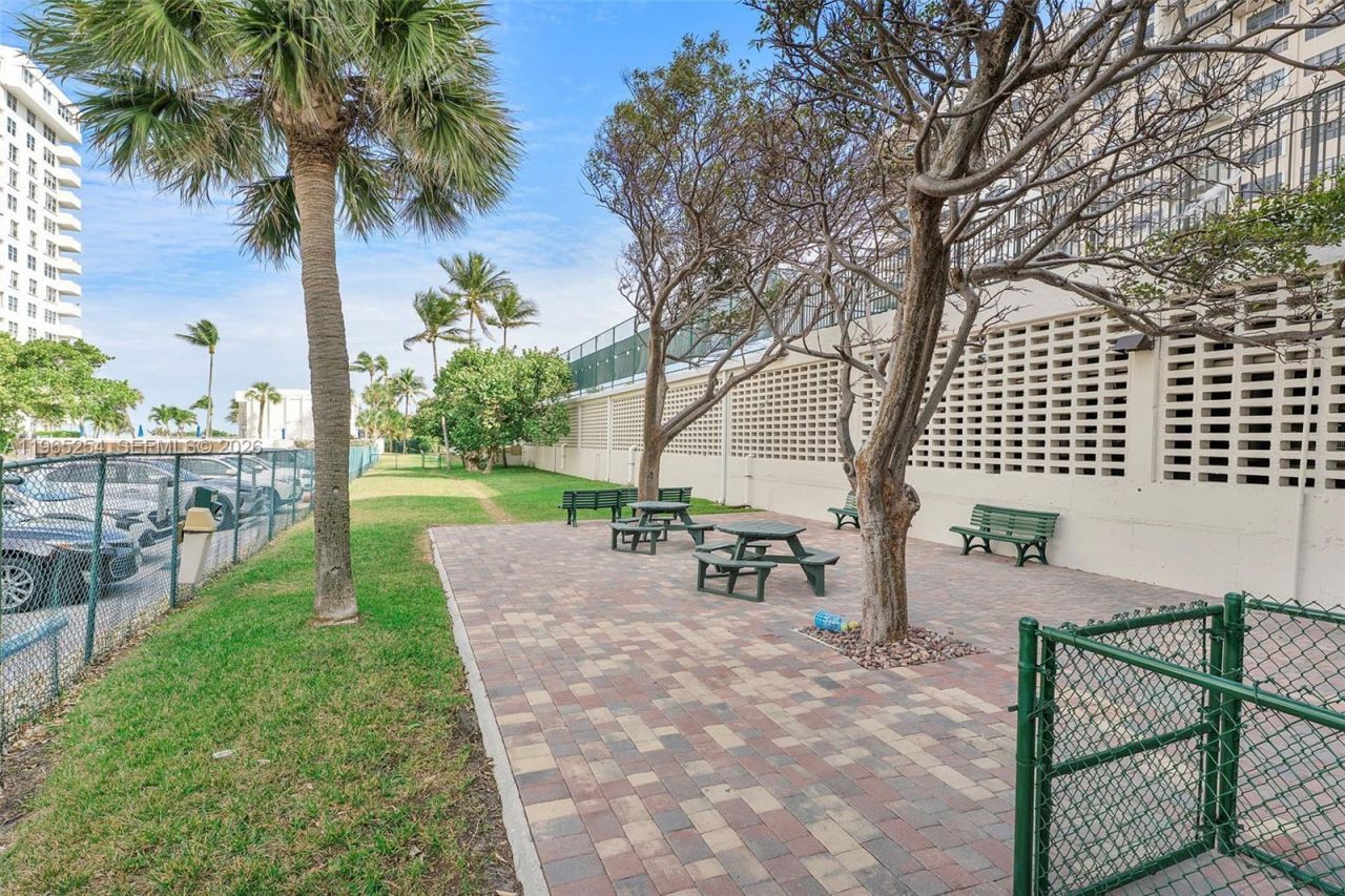 5100 N Ocean Blvd , Unit 916, Lauderdale by the Sea, FL 33308 Photo