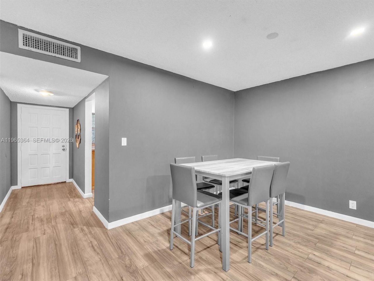 6201 N Falls Cir Dr, Unit 210, Lauderhill, FL 33319 Photo