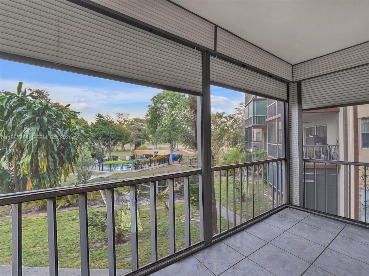 6201 N Falls Cir Dr, Unit 210, Lauderhill, FL 33319 Photo