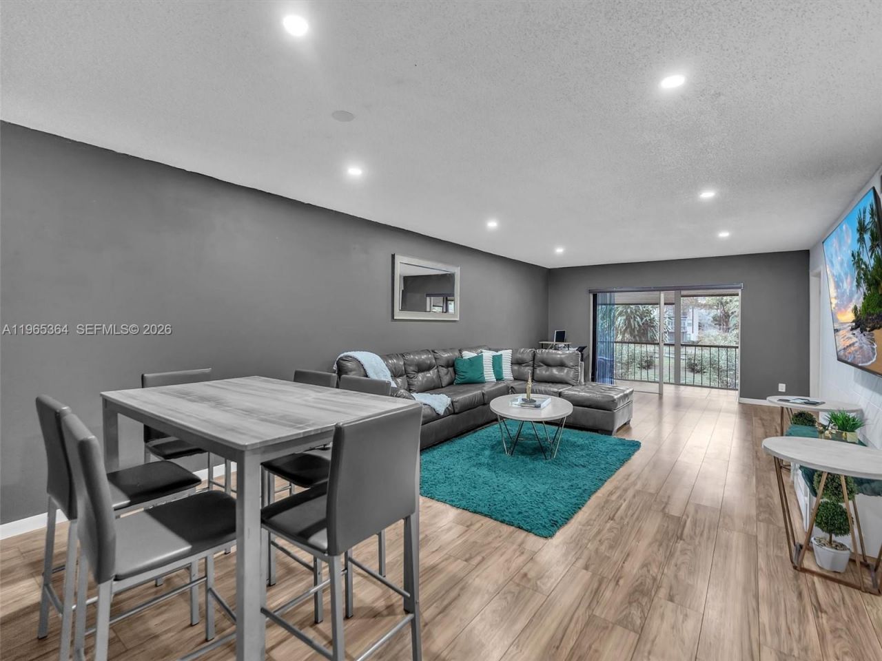 6201 N Falls Cir Dr, Unit 210, Lauderhill, FL 33319 Photo