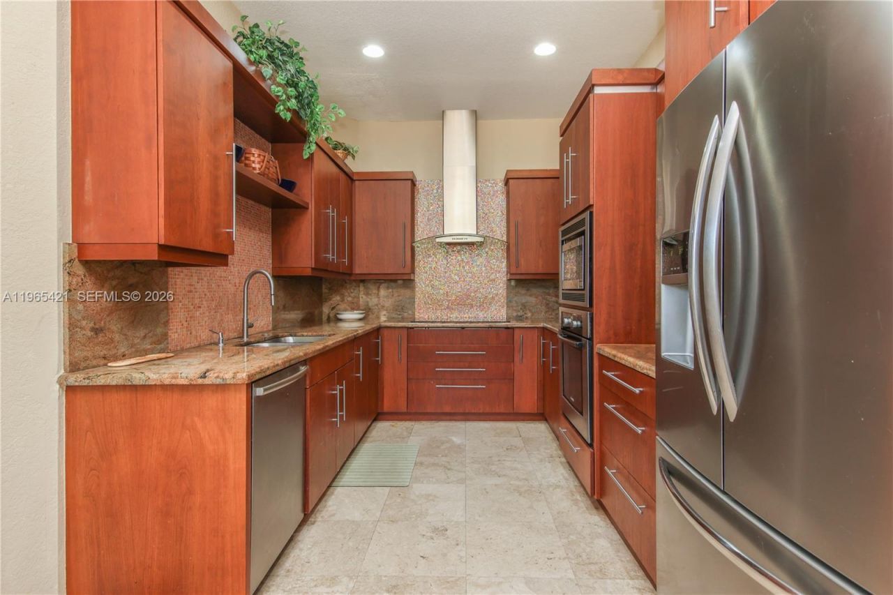 19301 Seneca Ave, Weston, FL 33332 Photo