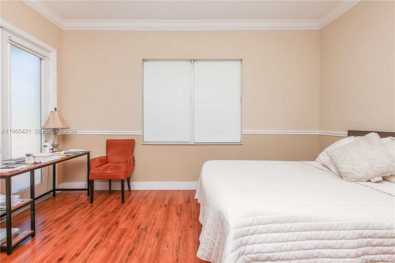 19301 Seneca Ave, Weston, FL 33332 Photo