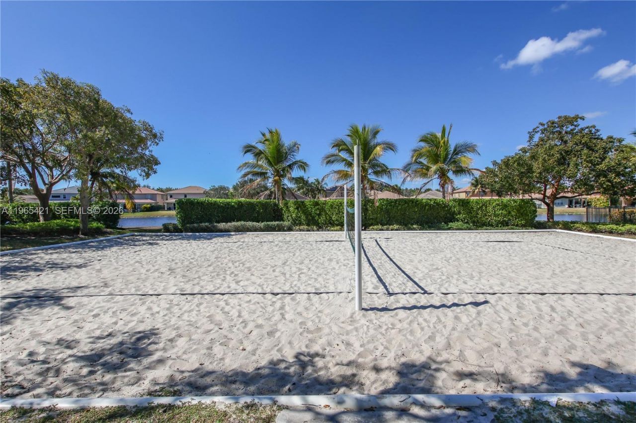 19301 Seneca Ave, Weston, FL 33332 Photo