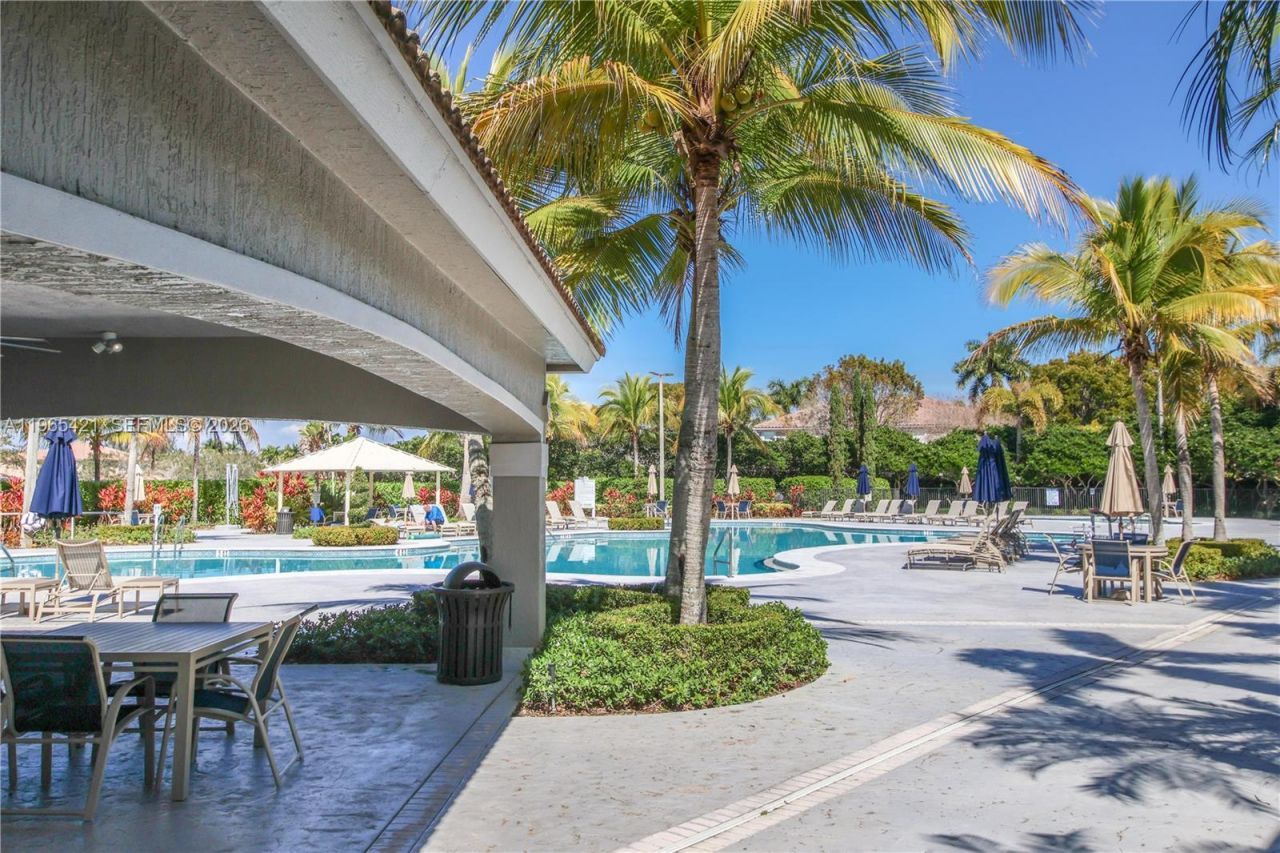 19301 Seneca Ave, Weston, FL 33332 Photo