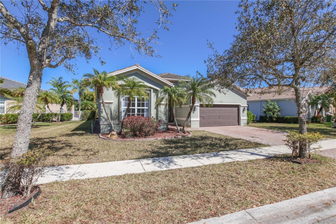 19301 Seneca Ave, Weston, FL 33332 Photo