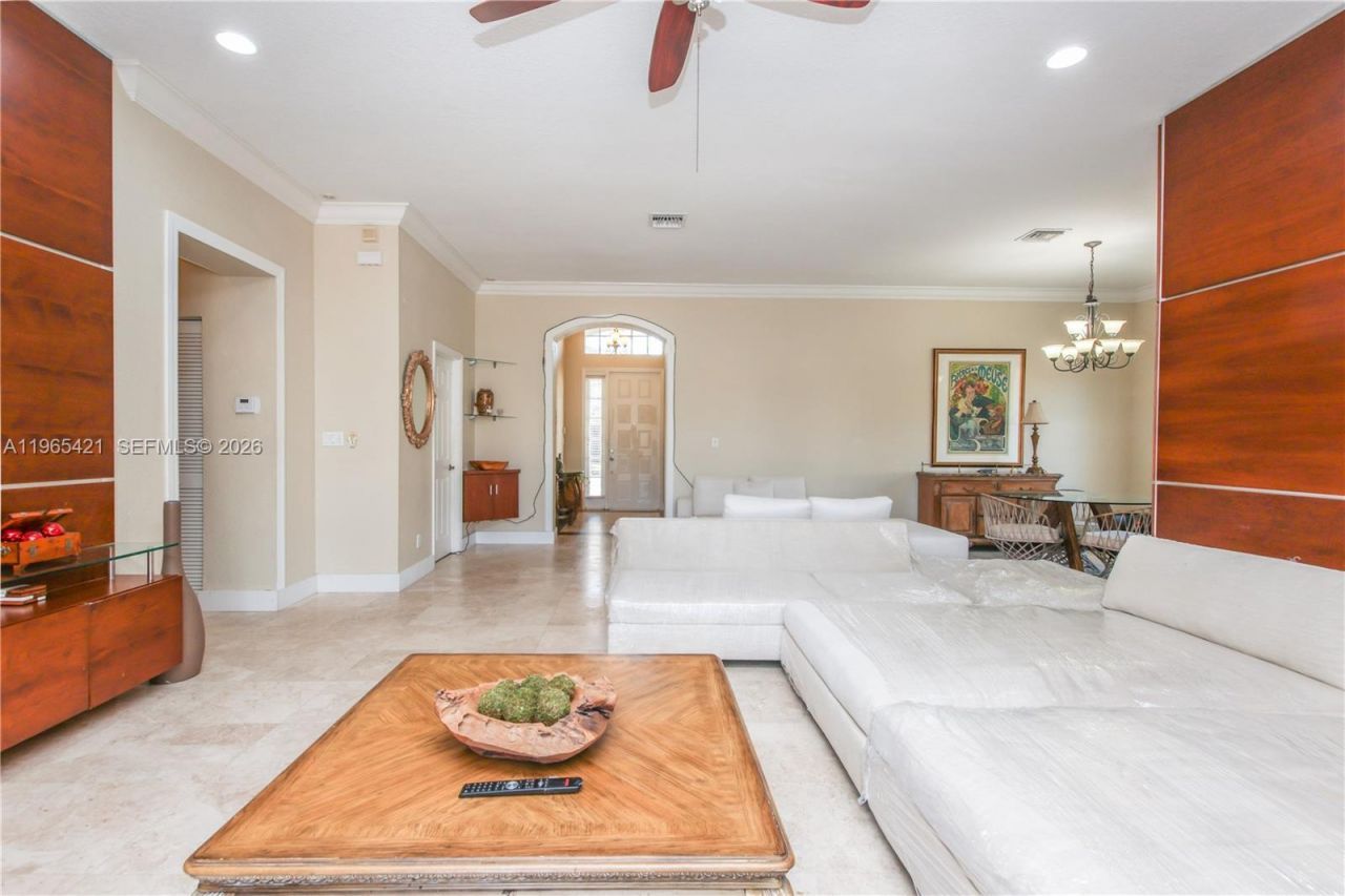 19301 Seneca Ave, Weston, FL 33332 Photo