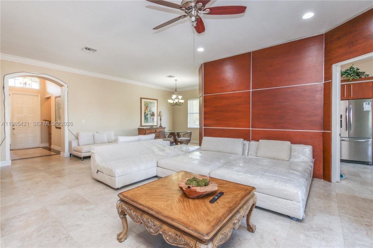 19301 Seneca Ave, Weston, FL 33332 Photo