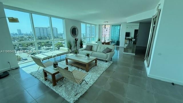 101 S Fort Lauderdale Beach Blvd , Unit 707, Fort Lauderdale, FL 33316 Photo