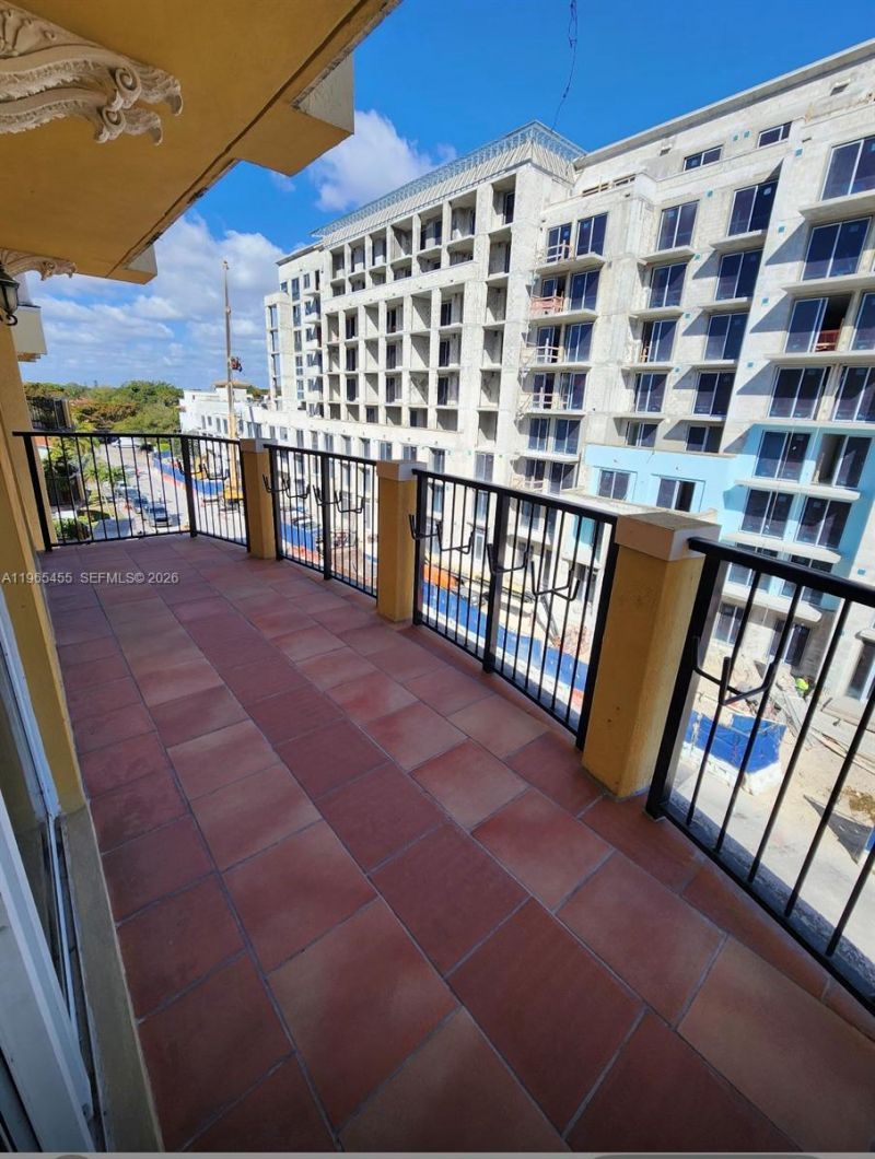 322 Madeira Ave, Unit 503, Coral Gables, FL 33134 Photo
