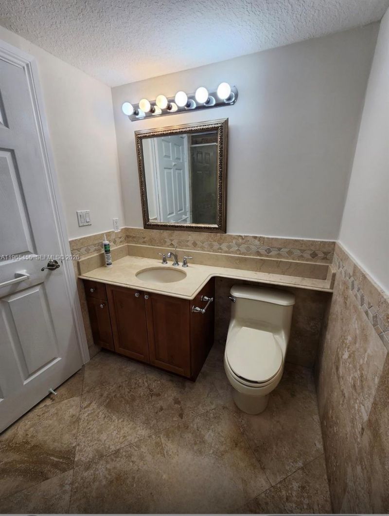 322 Madeira Ave, Unit 503, Coral Gables, FL 33134 Photo