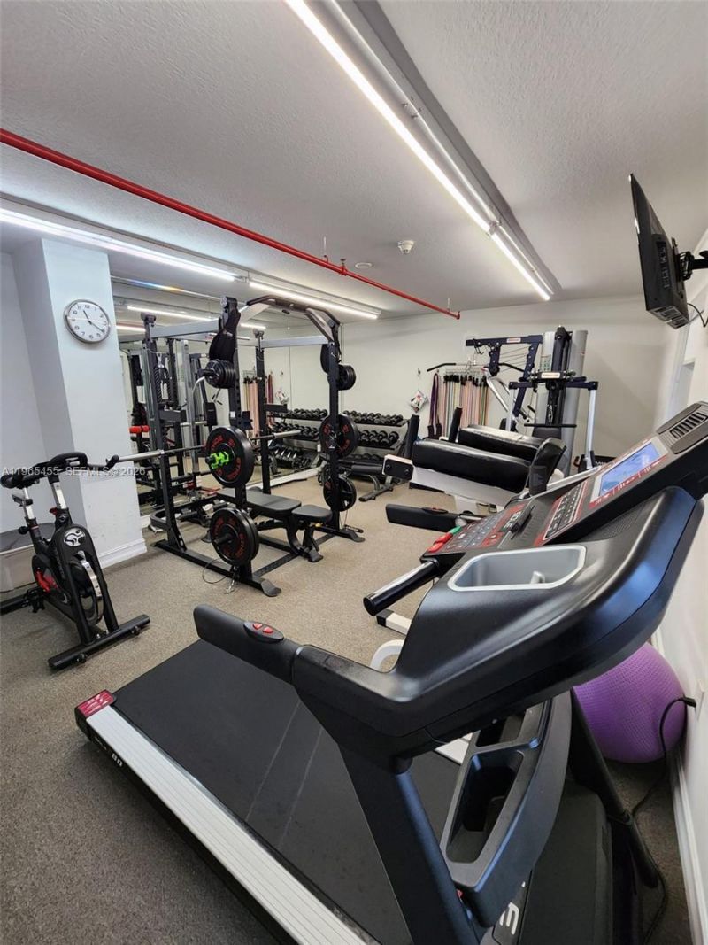 322 Madeira Ave, Unit 503, Coral Gables, FL 33134 Photo