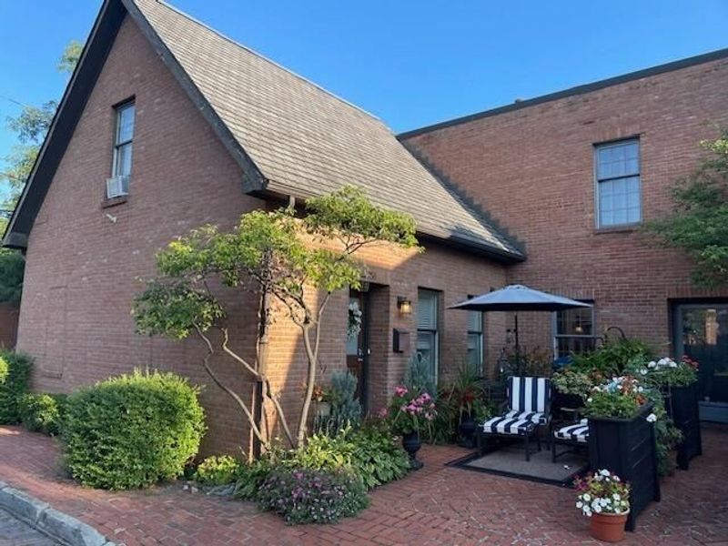 258 Jackson Street, Columbus, OH 43206 Photo 2